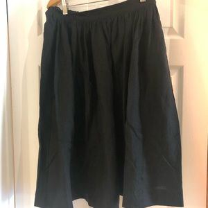 Not Perfect Linen 1950’s City Skirt Black M/L